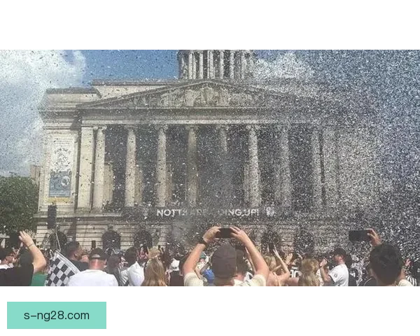 诺茨郡成功重返英格兰职业足球联赛 迎接全新挑战与辉煌时刻 诺茨郡成功重返英格兰职业足球联赛 迎接全新挑战与辉煌时刻
